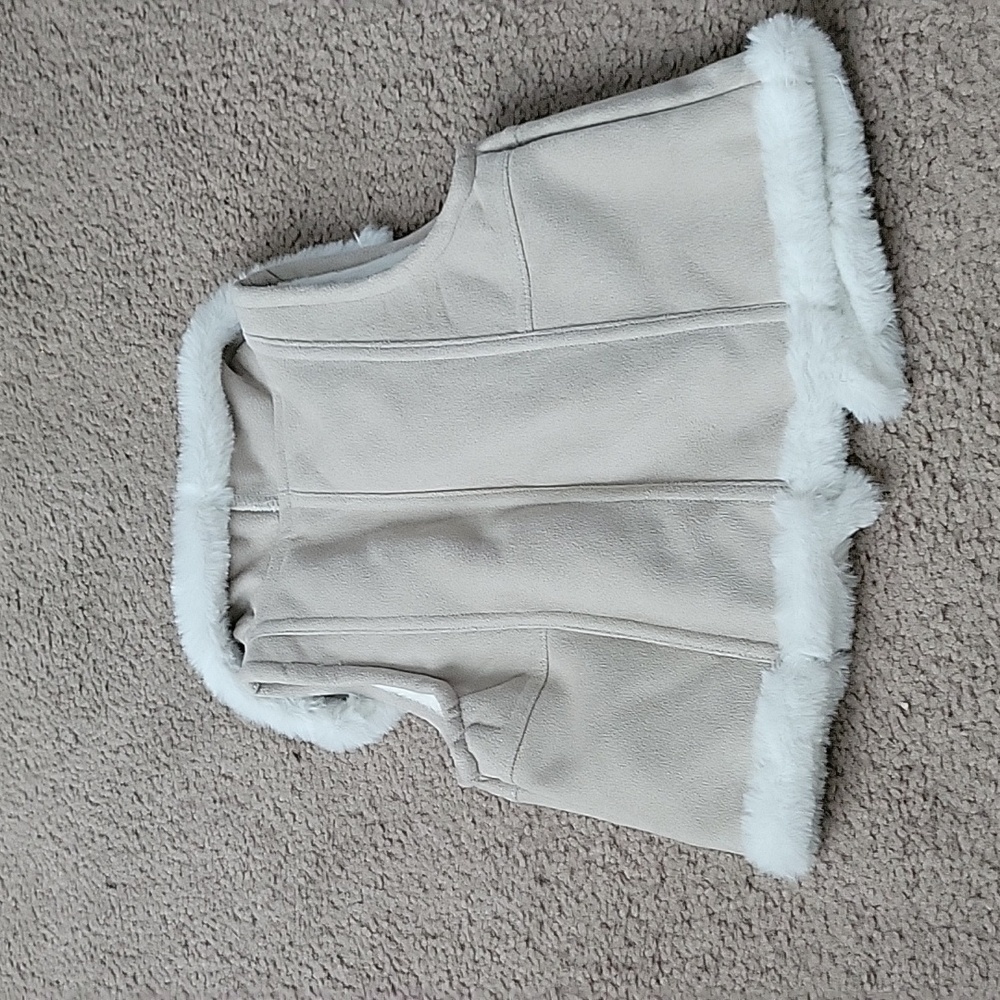 Lilly Wicket Toddler Girl's Vest - Picture 7 of 10